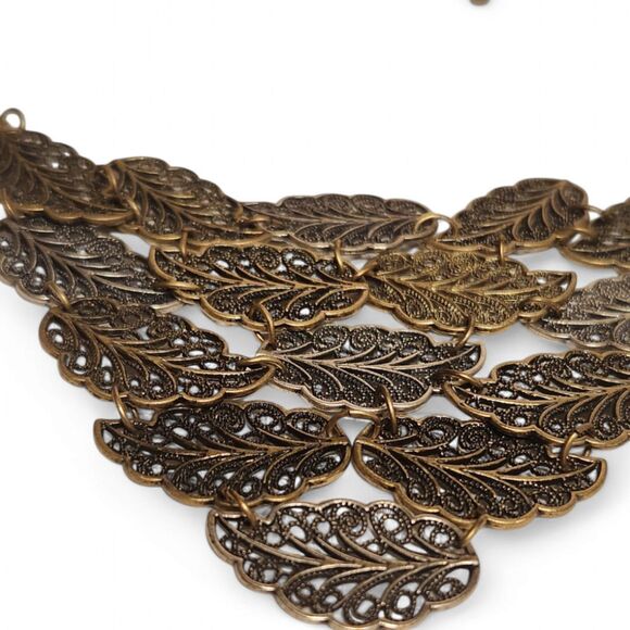 Vintage Gold-Tone Leaf Necklace – Bib Statement, Art Nouveau, Boho Style - Picture 2 of 5